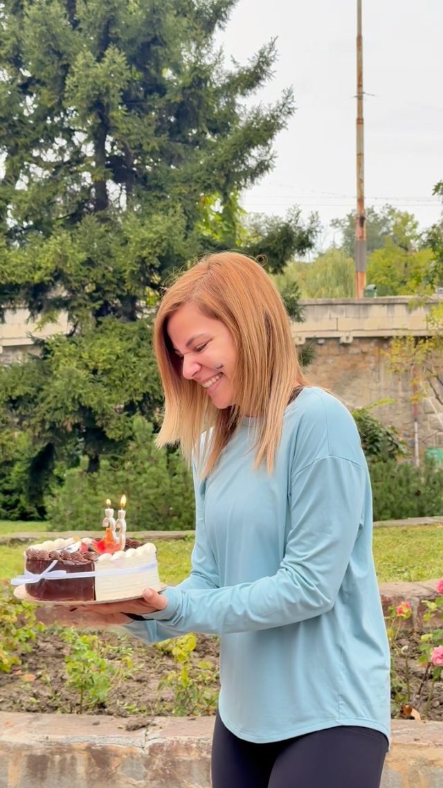 Cu mic cu mare, cu zile de naștere, cu cuțu cu prieteni vechi și noi, așa a fost Runuccino #135. ❤️

Mulțumim oamenilor de la @statia_de_cafea_marschall pentru că de fiecare dată când ajungem la ei, ne primesc cu toată căldura lor. 🙏

Și normal, mulțumim vouă, oameni S U P E R B I S I M I! 🤗 

P.s la mulți ani Mamaccino, comunitatea te iubește!🥳

#runuccino #community #friends #run